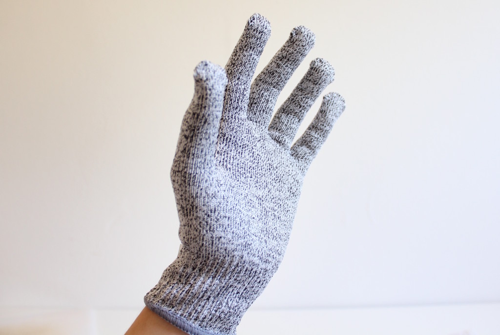 no-cry-gloves2