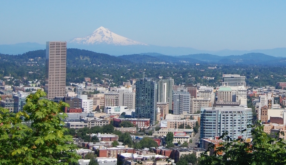 Portland_and_Mt_Hood