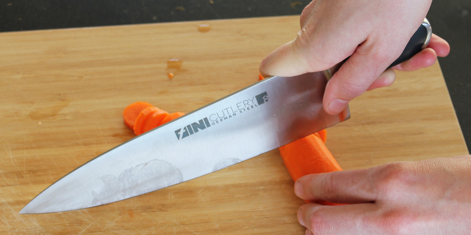 fini-cutlery-chefs-cutting