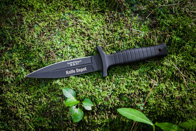 what is the best tactical knife for everyday carry